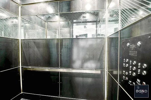 Rented by Bond New York | media 38