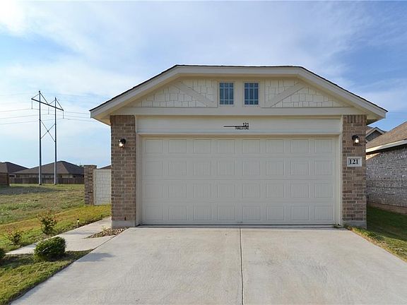3rd image of 121 Trailstone Dr