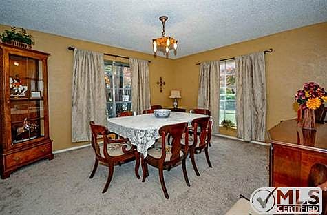 3rd image of 1020 Revere Cir