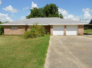 1453 County Road 147, Alvin, TX 77511