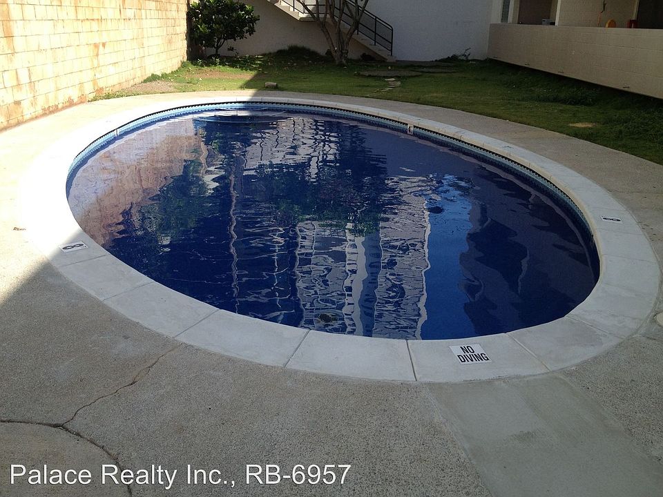 2nd image of 1584 Thurston Ave