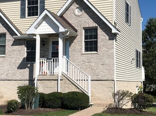 424 N Grainger Ln, Cortland, IL 60112