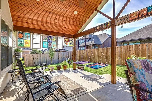 544 Bent Oak Dr — Photo 5