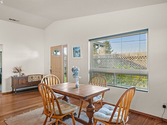 5th image of 1115 Ransom Ave