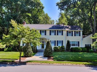 290 Crestwood Rd, Fairfield, CT 06824