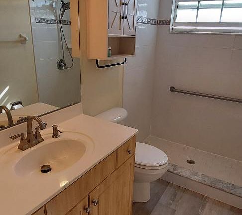 Second floor hall bathroom