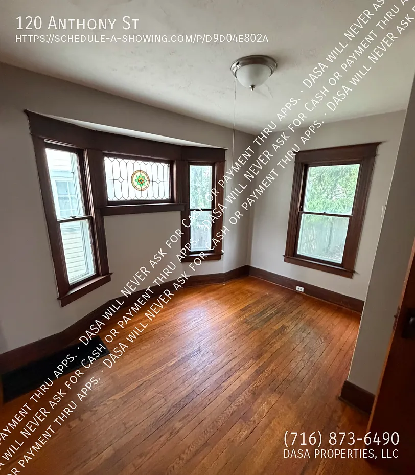 120 Anthony - 3 Bed / 1 Bath — Photo 2