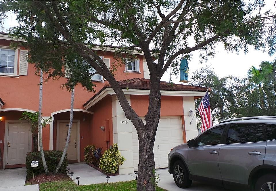 1st image of 1016 NW 100th Avenue #1016
