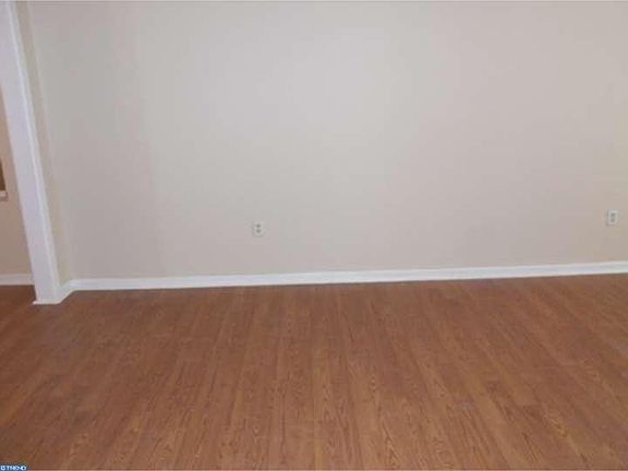 3rd image of 9 S Clayton St
