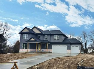 16344 Shadow Ln, Linden, MI 48451