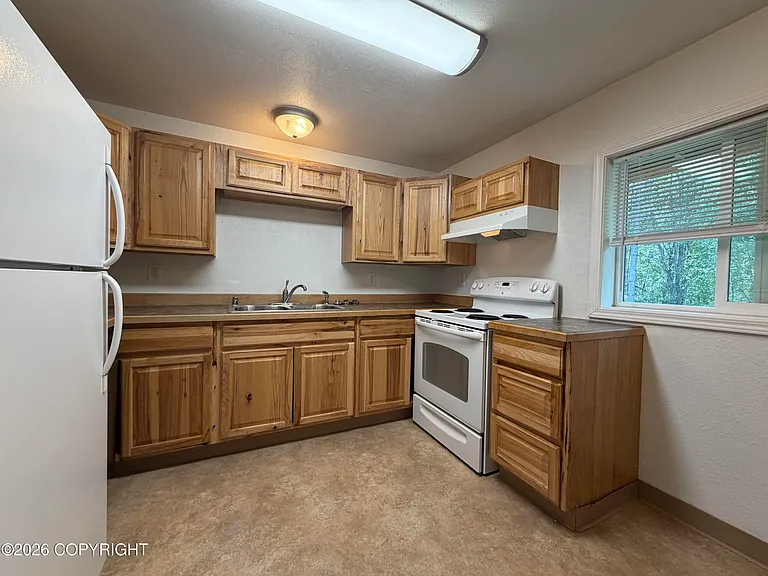 17922 Hillcrest Dr #3 — Photo 6