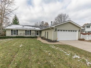 2571 Celia Dr, Stow, OH 44224