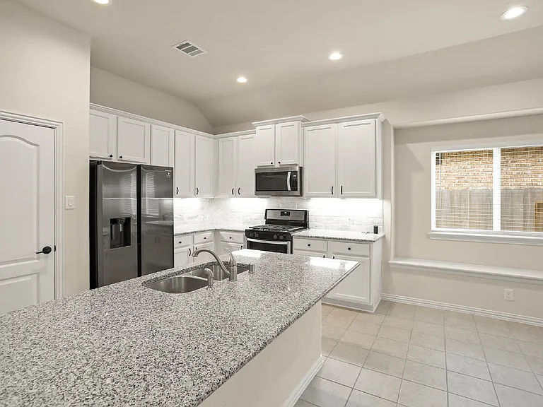 10921 Cathedral Peak Dr — Photo 5