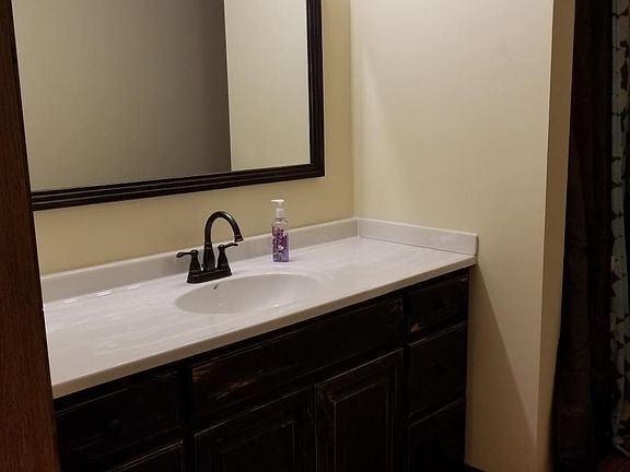 Main bathroom