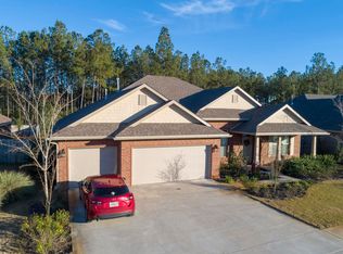 60 Brighton Cv, Freeport, FL 32439