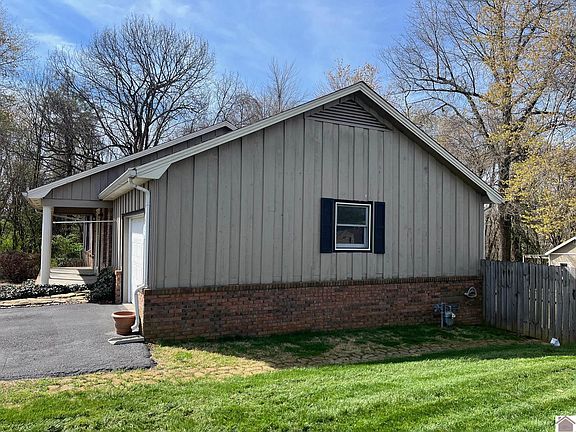 2nd image of 345 Brookhill Ln