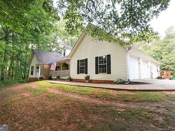 4th image of 400 Herrell Rd