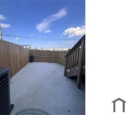 1241 N Broadway — Photo 5