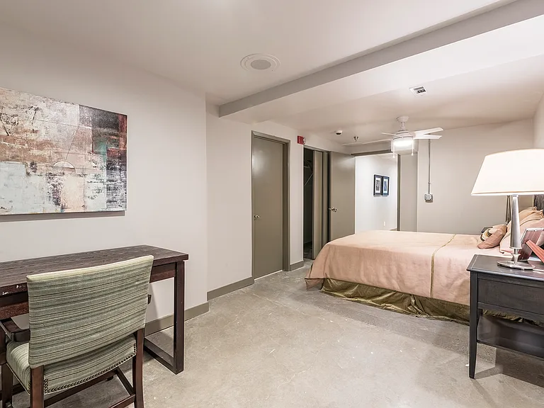 New Yorker Lofts — Photo 13