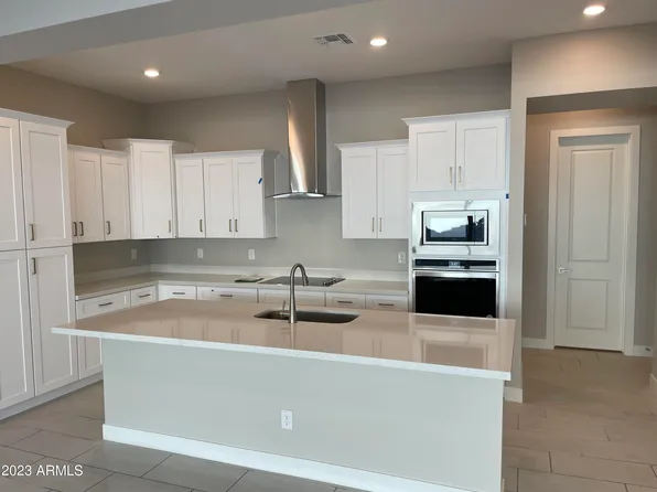 4051 E AUGUSTA Avenue, Chandler, AZ 85249