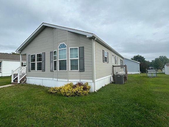 2nd image of 312 Winterset Rd