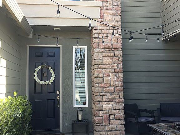 Front walkway 