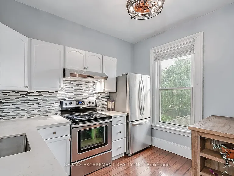 87 Colbourne St #2 — Photo 6