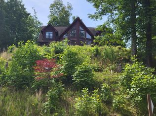 108 High Lake Dr, Nebo, NC 28761