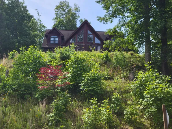 108 High Lake Dr, Nebo, NC 28761