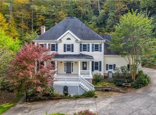 649 Cherrywood Ln, Pisgah Forest, NC 28768