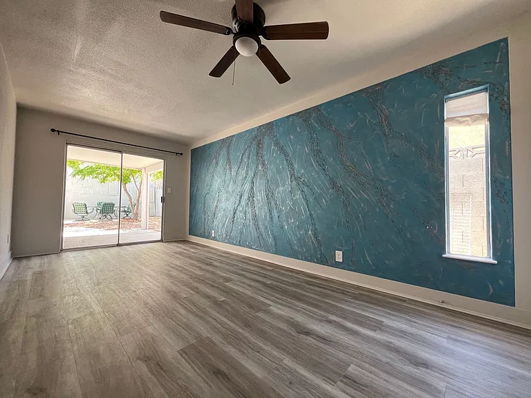 6247 Katella Ave — Photo 17