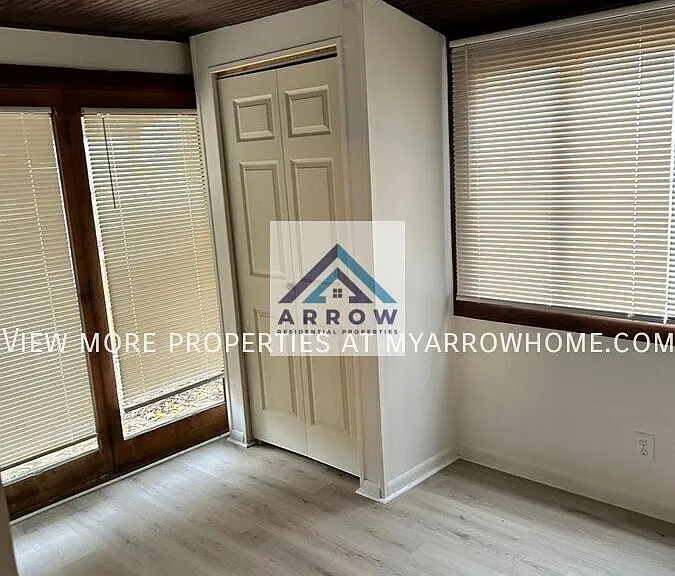 7116 Lamont Dr — Photo 11