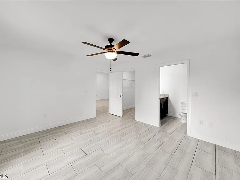 318 SW 7th Ter — Photo 18