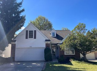 2136 S Bent Tree Dr, Bloomington, IN 47401