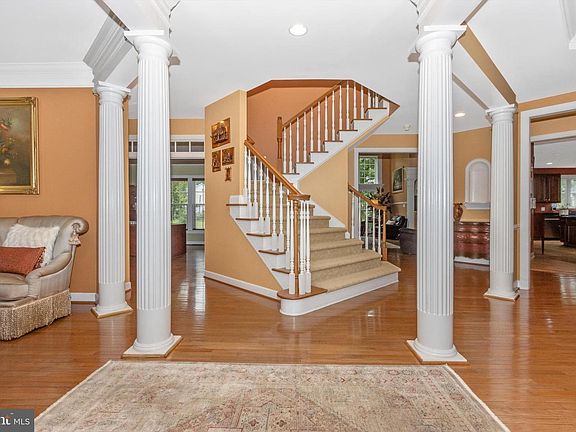 3rd image of 5528 Tracey Bruce Dr