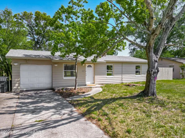 1127 N Singleton Ave, Titusville, FL 32796