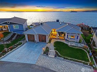 1053 Shorecrest Pl, Camano Island, WA 98282