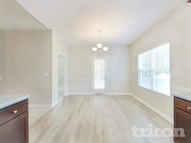 1184 Warm Spring Ct — Photo 5
