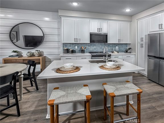 2nd image of 603 Lotus Dr