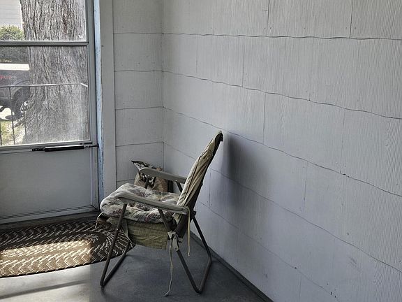 5th image of 2646 Avenue B