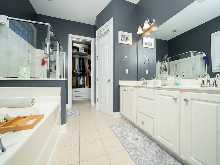 1606 Morehead Hill Ct — Photo 27