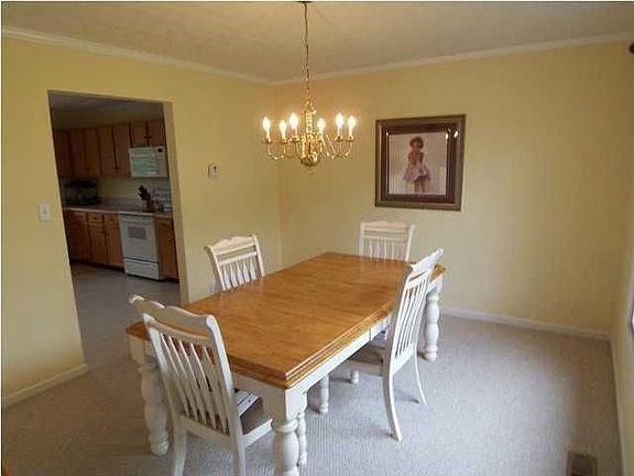 5th image of 4206 Meadowbend Way