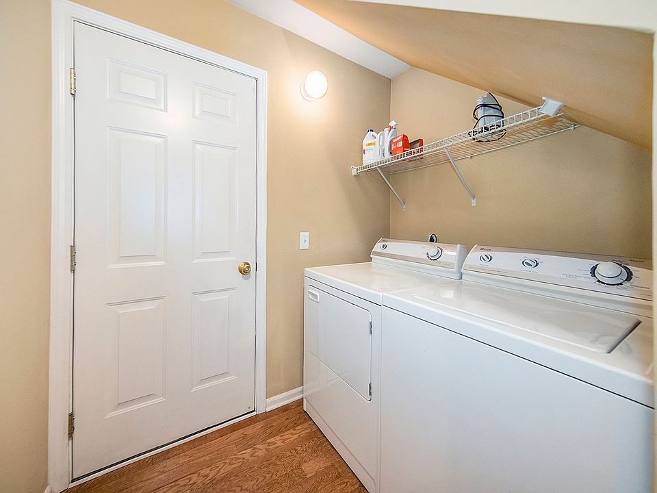 1st image of 42794 Patty Ln