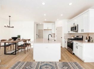 3068 Clover Ct, Francis, UT 84036