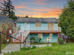 3813 37th Ave S, Seattle, WA 98118