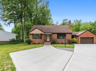 4026 Columbia Rd, North Olmsted, OH 44070