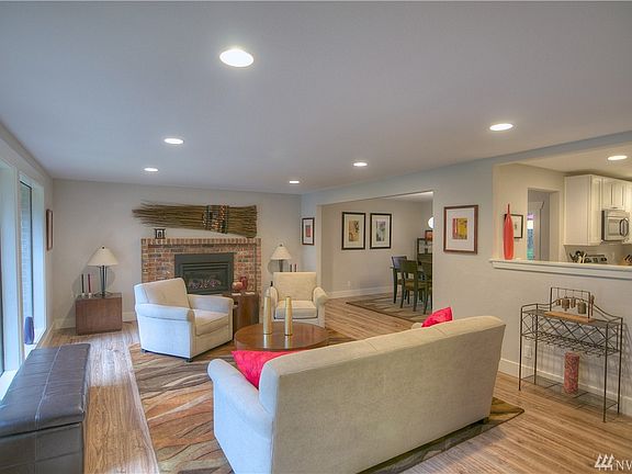 4th image of 4219 Green Cove St NW