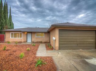 1285 Jefferson Way, Sanger, CA 93657