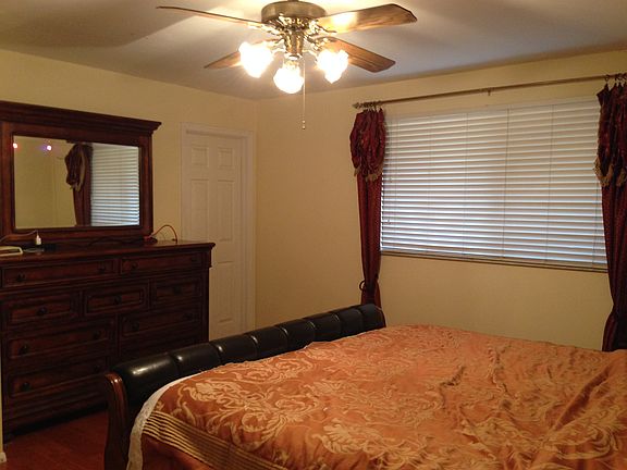 4th image of 15 Orange Hills Dr