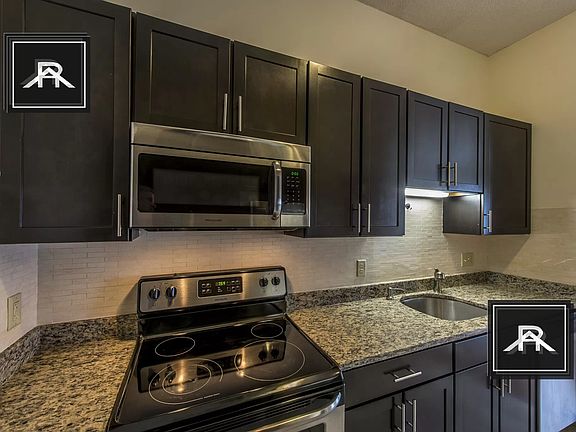 2nd image of 1077 Commonwealth Ave #402